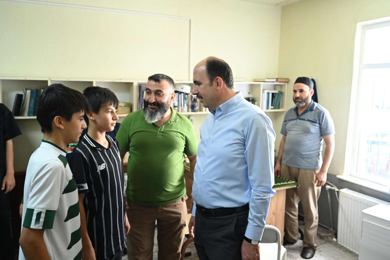 Konya’da anlamlı buluşma! Başkan Altay’a büyük ilgi gösterdiler 4